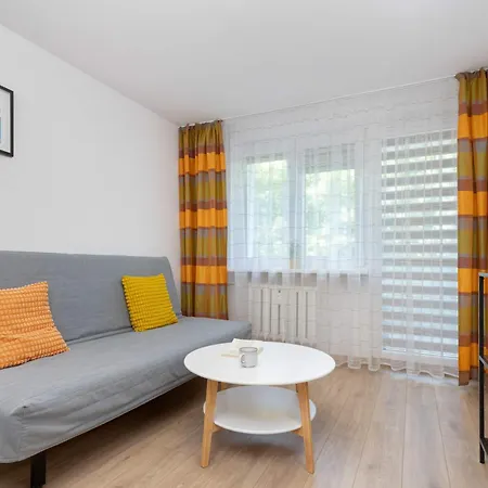 Cozy With Balcony Near The Forest In By Renters Апартаменти