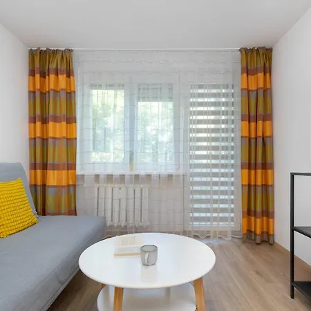 Cozy With Balcony Near The Forest In By Renters Apartman Sopot